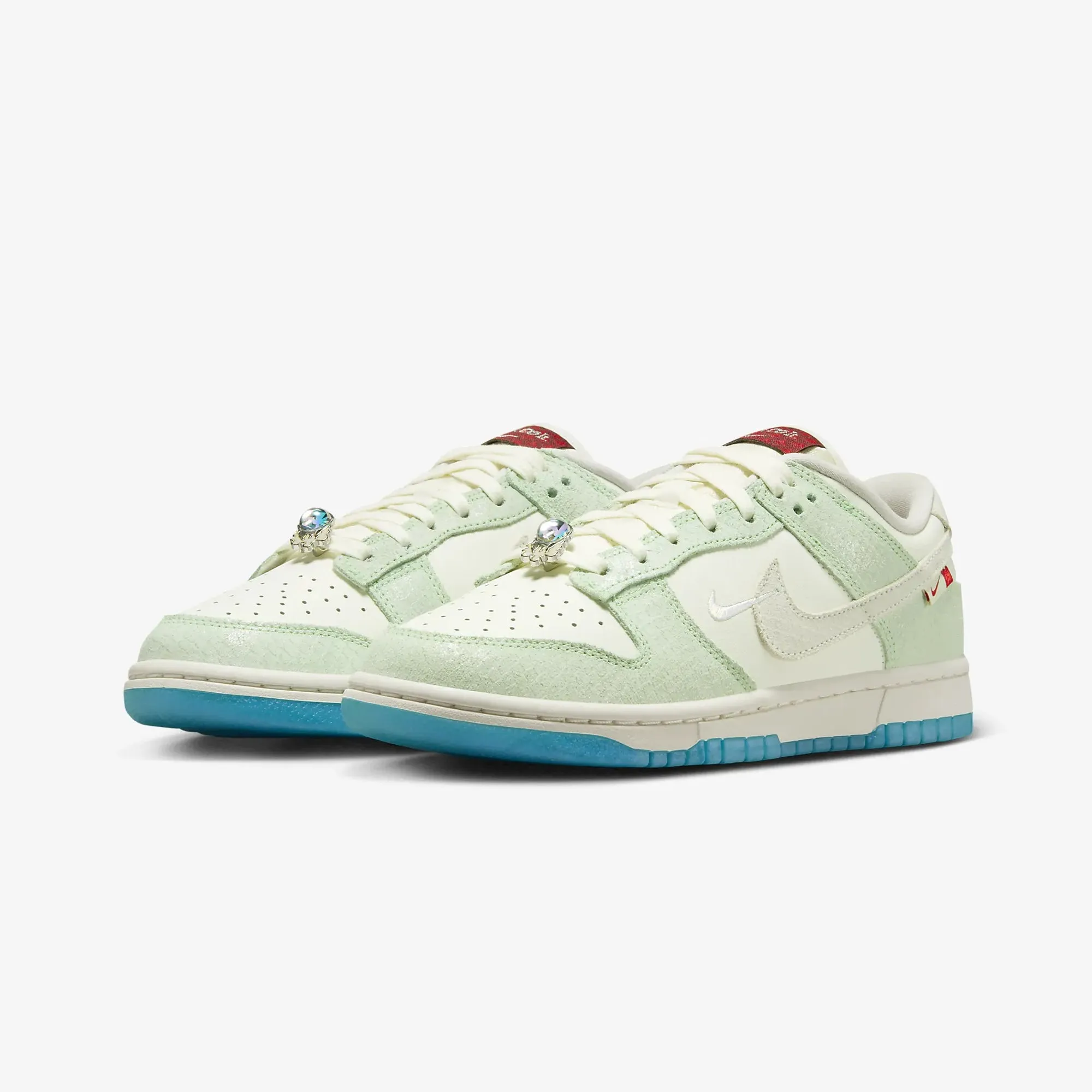 WMN'S DUNK LOW LX 'SAIL/SAIL-SAIL-DUSTY CACTUS'